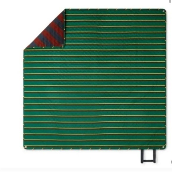 New Rowing Blazers Triple Stripe Water Repellant Outdoor Blanket x Target 72x72 - Picture 3 of 9